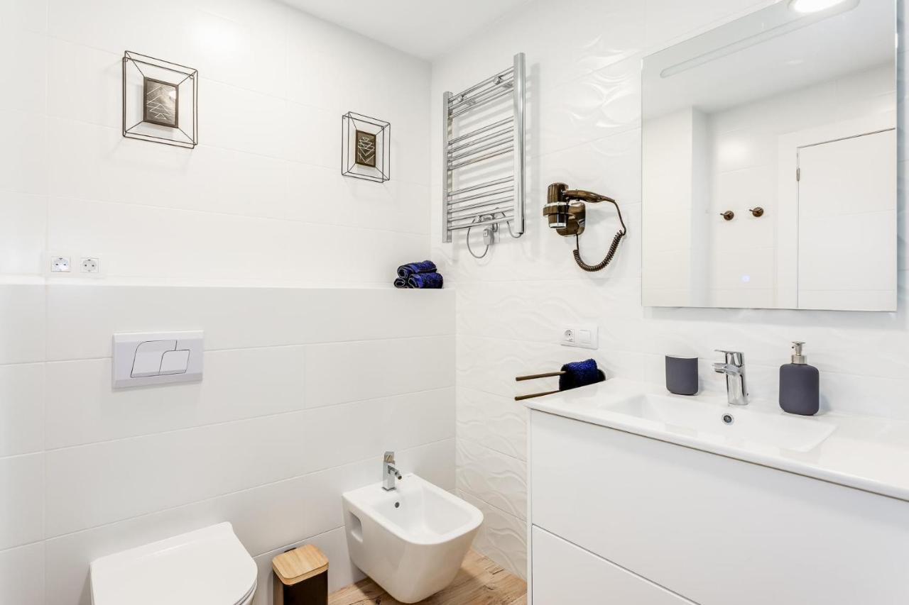 1 Bedroom Apartment Sea View In Center Of Marbella! Екстериор снимка